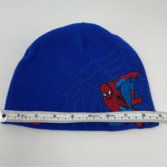 MARVEL: Blue Spider-Man Beanie Hat - Picture 5 of 10